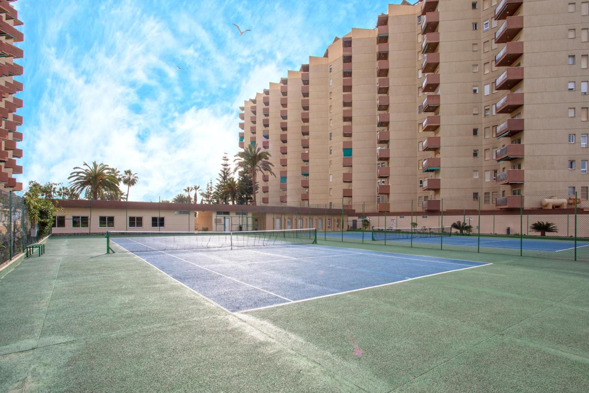 1004 - Beachfront Apartment On El Paseo, 4 Pers - Air Conditionning - Wi-Fi - Smart Tv Almuñécar Exteriör bild