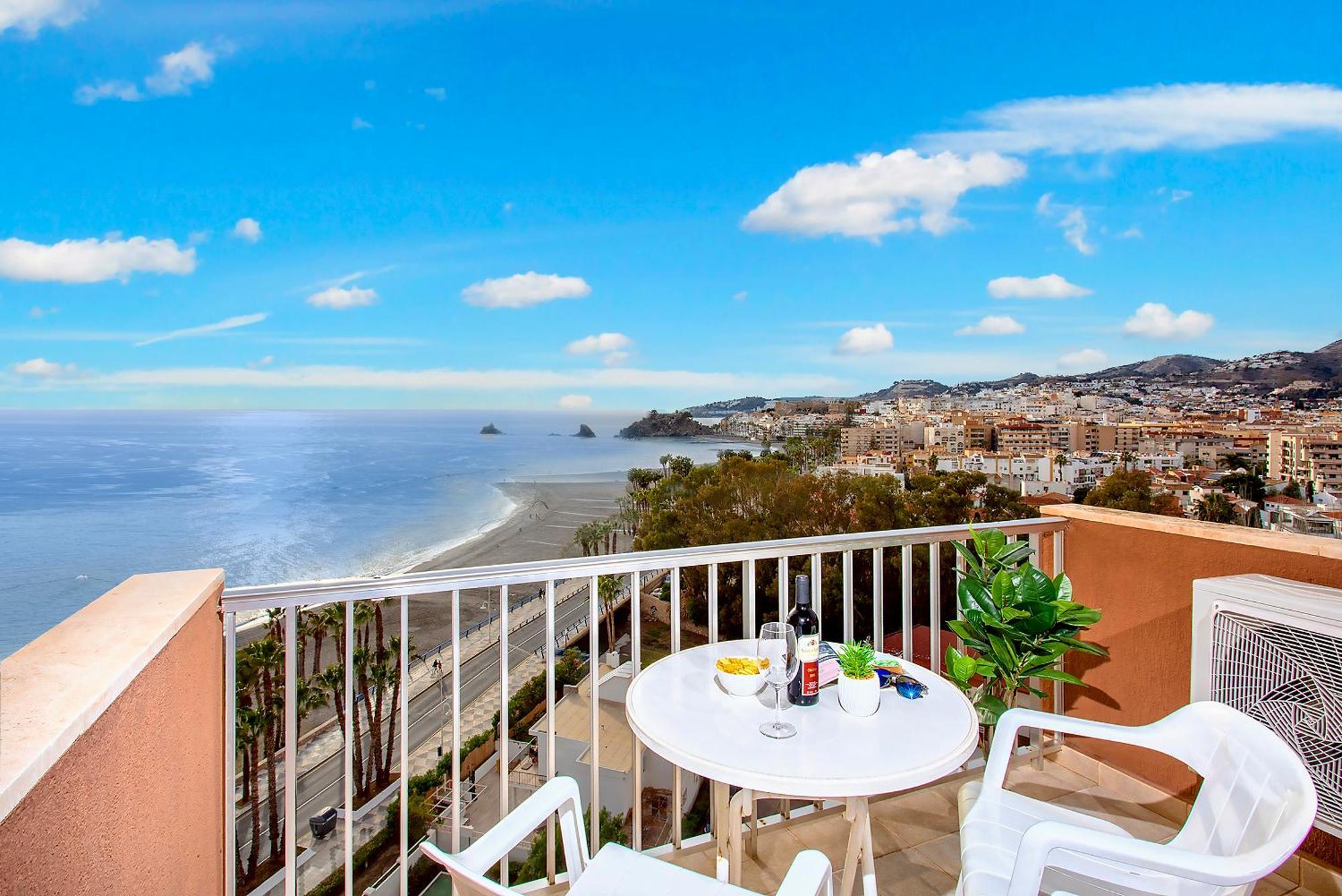 1004 - Beachfront Apartment On El Paseo, 4 Pers - Air Conditionning - Wi-Fi - Smart Tv Almuñécar Exteriör bild